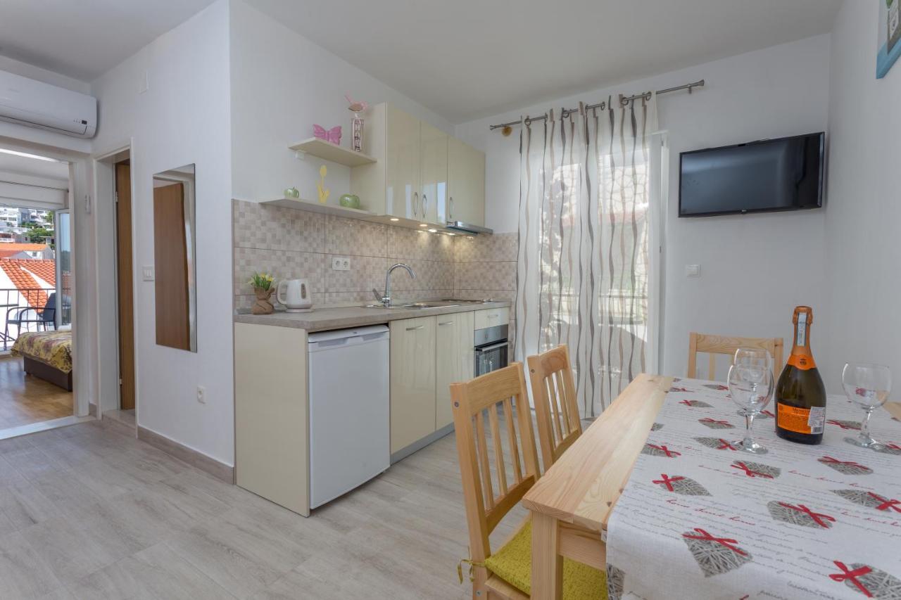 Apartments Sanja Χβαρ Εξωτερικό φωτογραφία