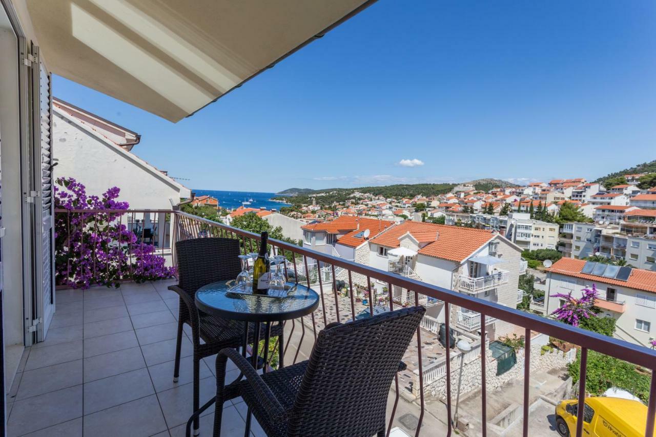 Apartments Sanja Χβαρ Εξωτερικό φωτογραφία