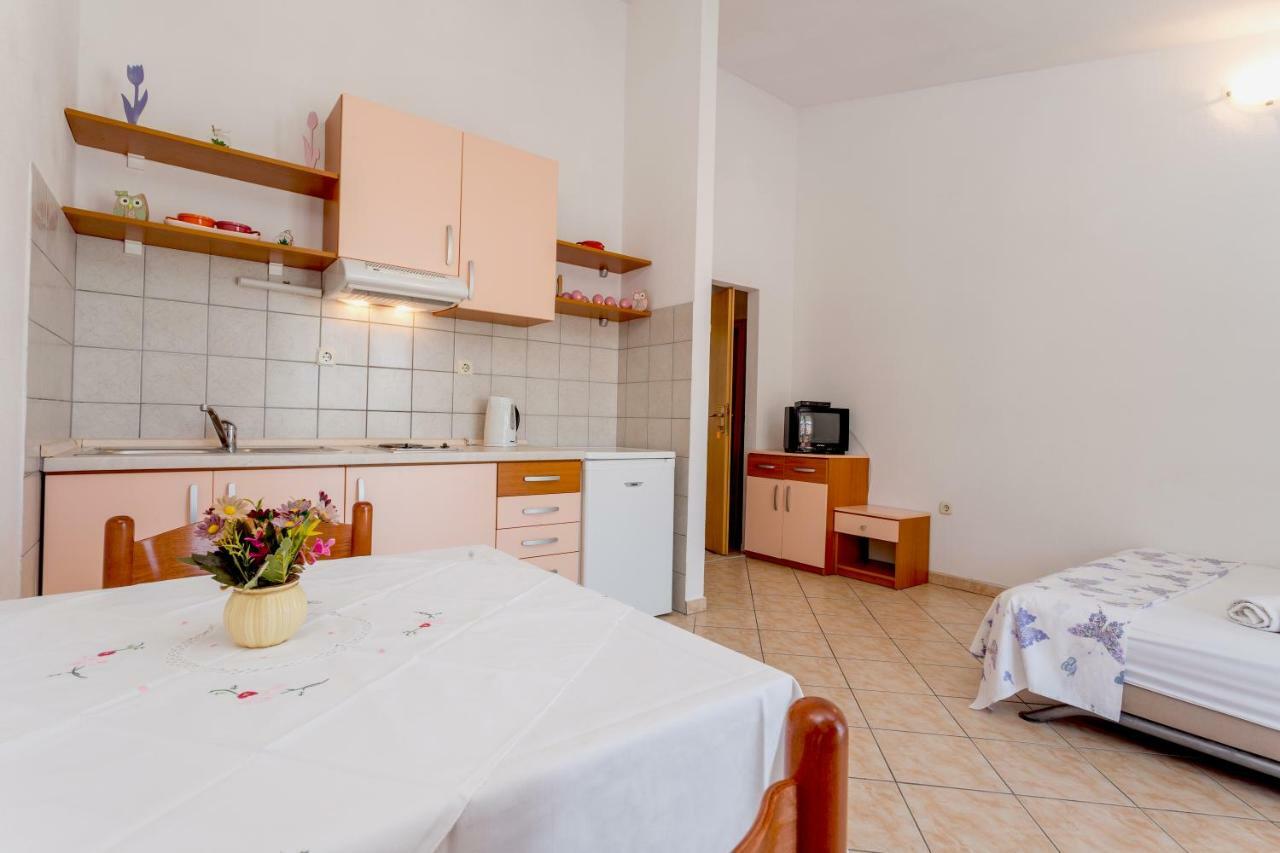 Apartments Sanja Χβαρ Εξωτερικό φωτογραφία