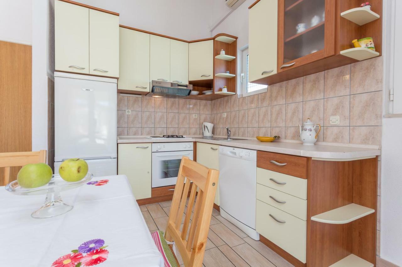 Apartments Sanja Χβαρ Εξωτερικό φωτογραφία