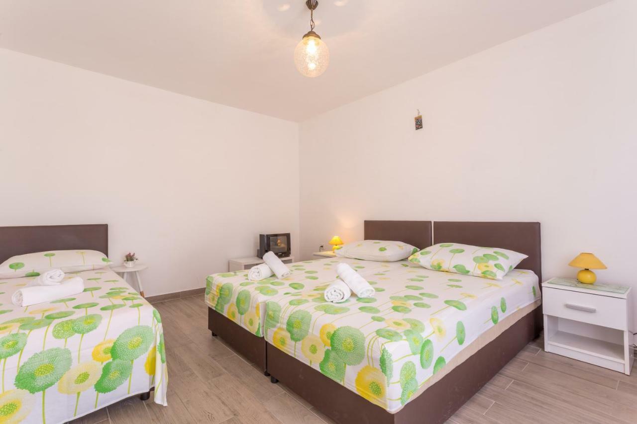 Apartments Sanja Χβαρ Εξωτερικό φωτογραφία