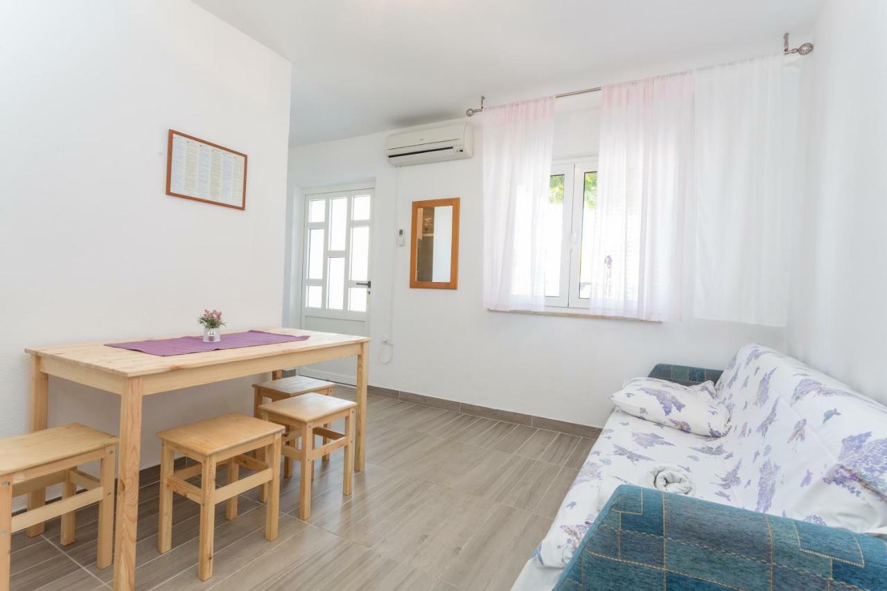 Apartments Sanja Χβαρ Εξωτερικό φωτογραφία